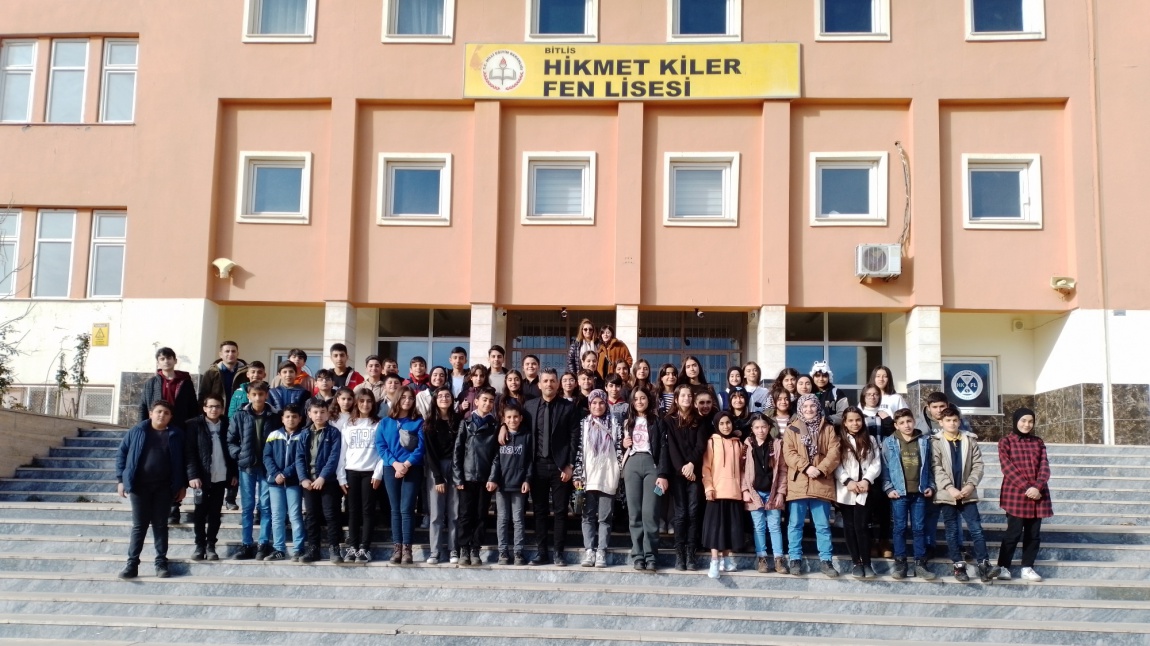 Öğrencilerimiz Bitlis'teki Liseleri Ziyaret Ettiler.